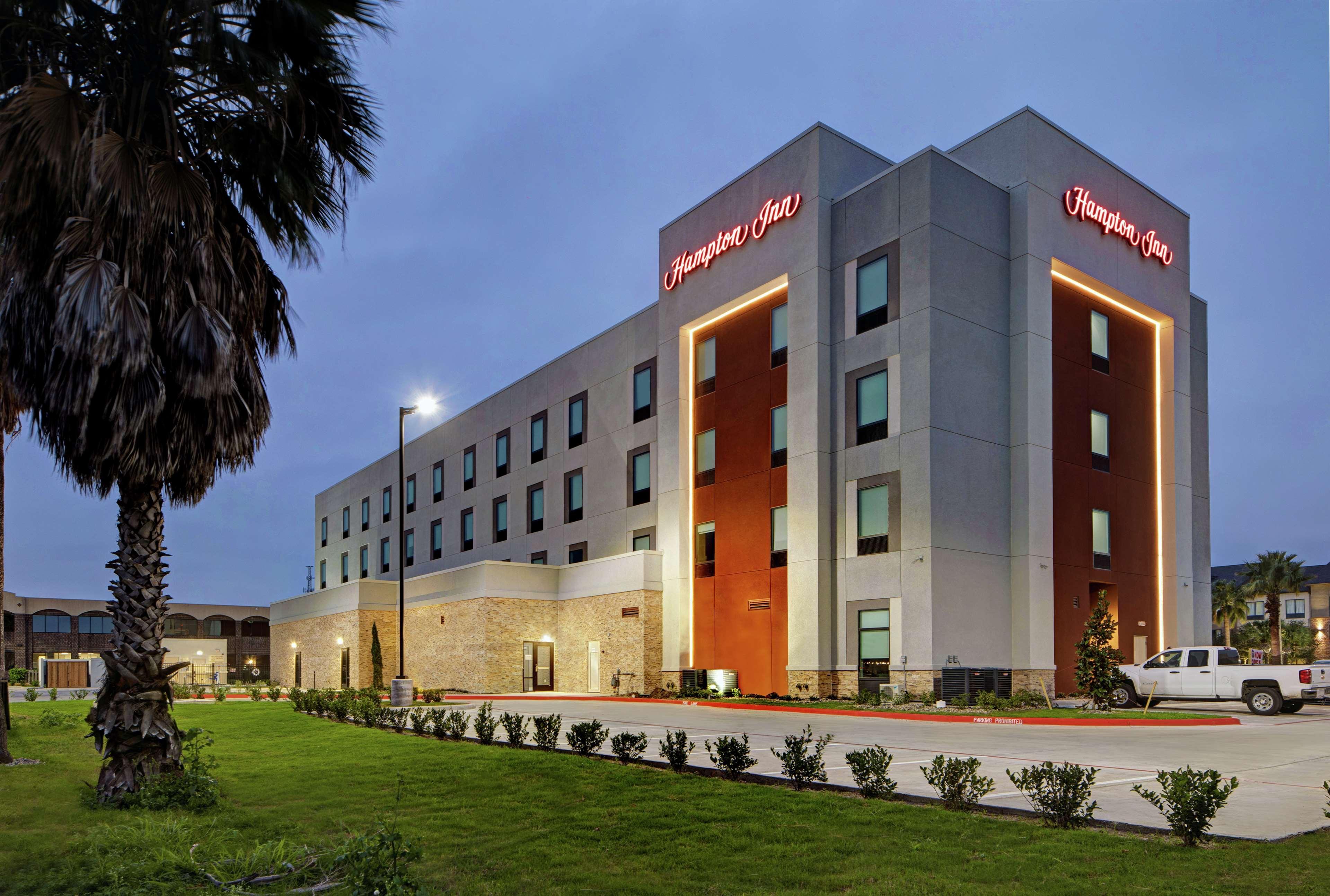 Hampton Inn Weslaco Exterior photo