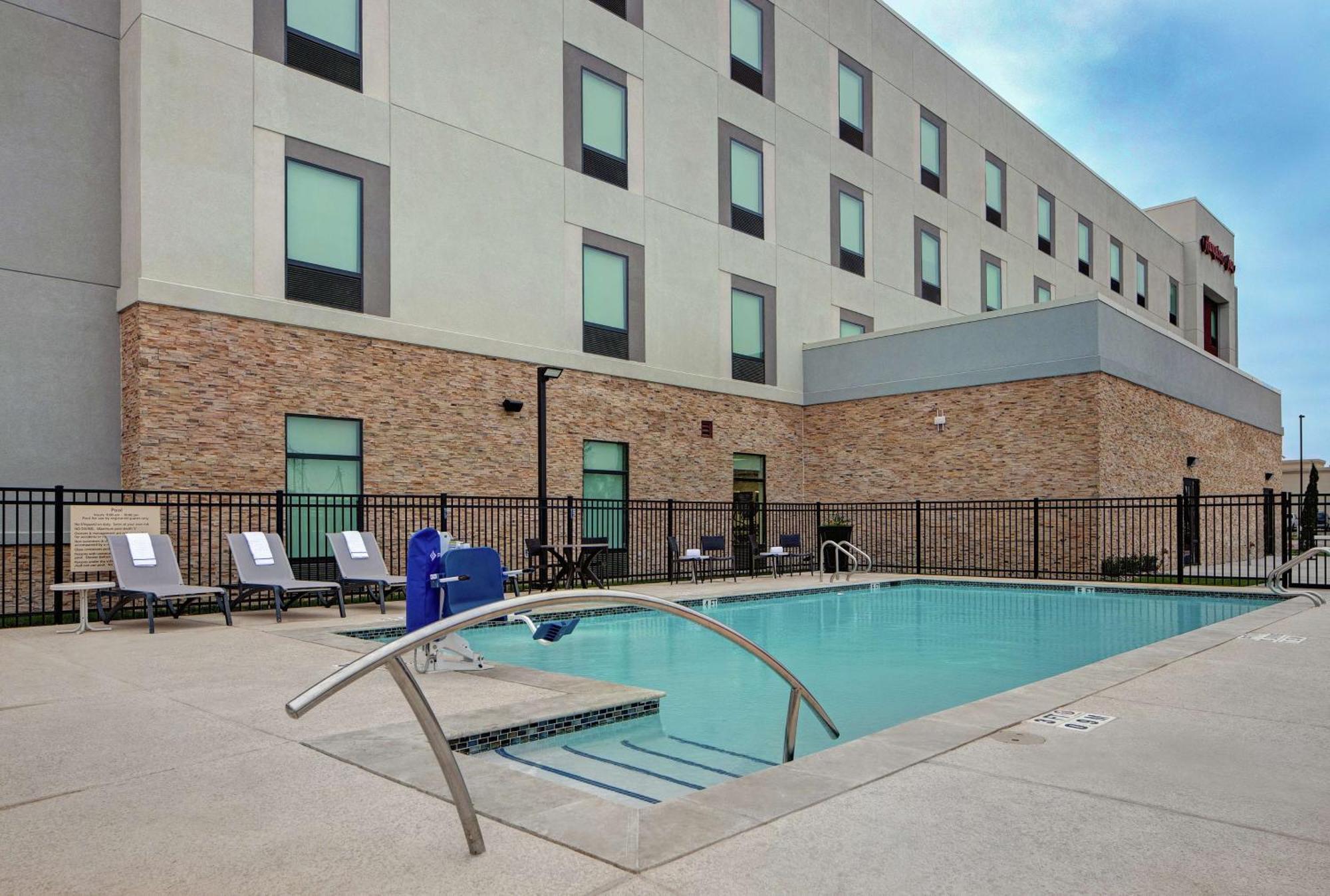 Hampton Inn Weslaco Exterior photo